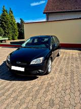 Ford Focus 1,8 Style Style TÜV 11.2026 - Ford Focus aus 2007: Style