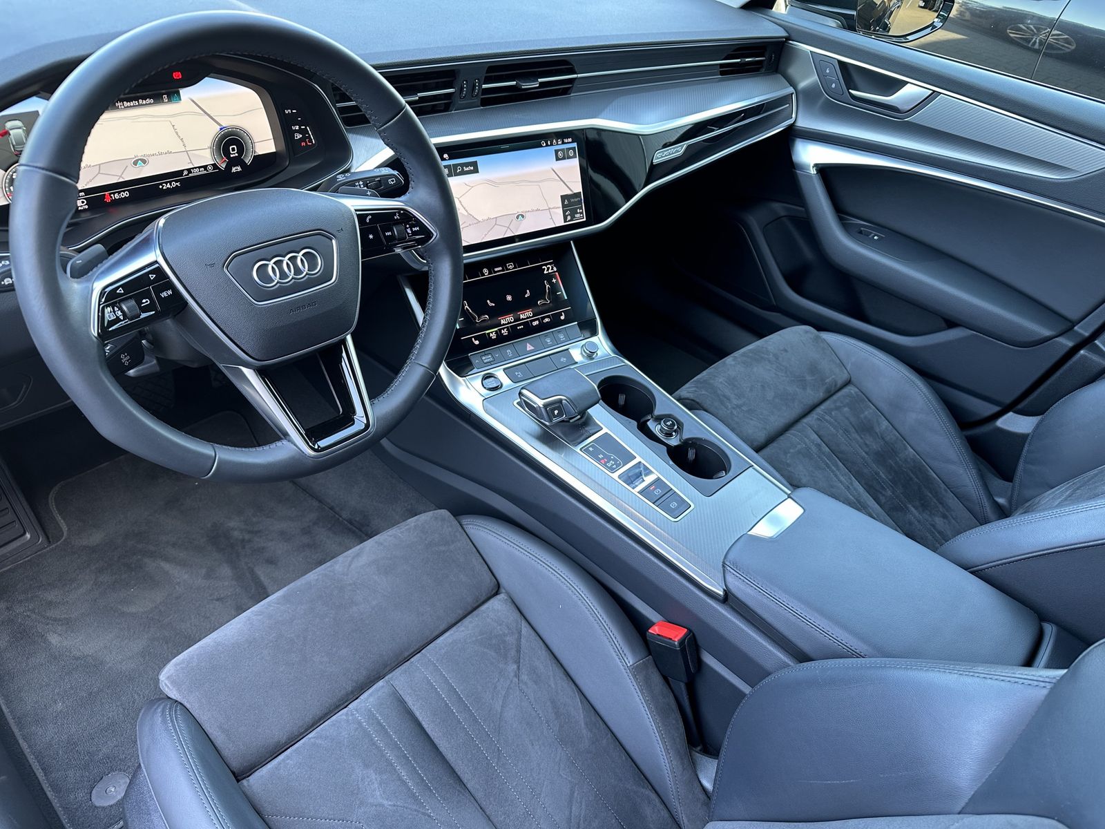 Fahrzeugabbildung Audi A6 Avant 50 TDI Qu S-Line NAV+LED+KAM+DIGDISPLAY