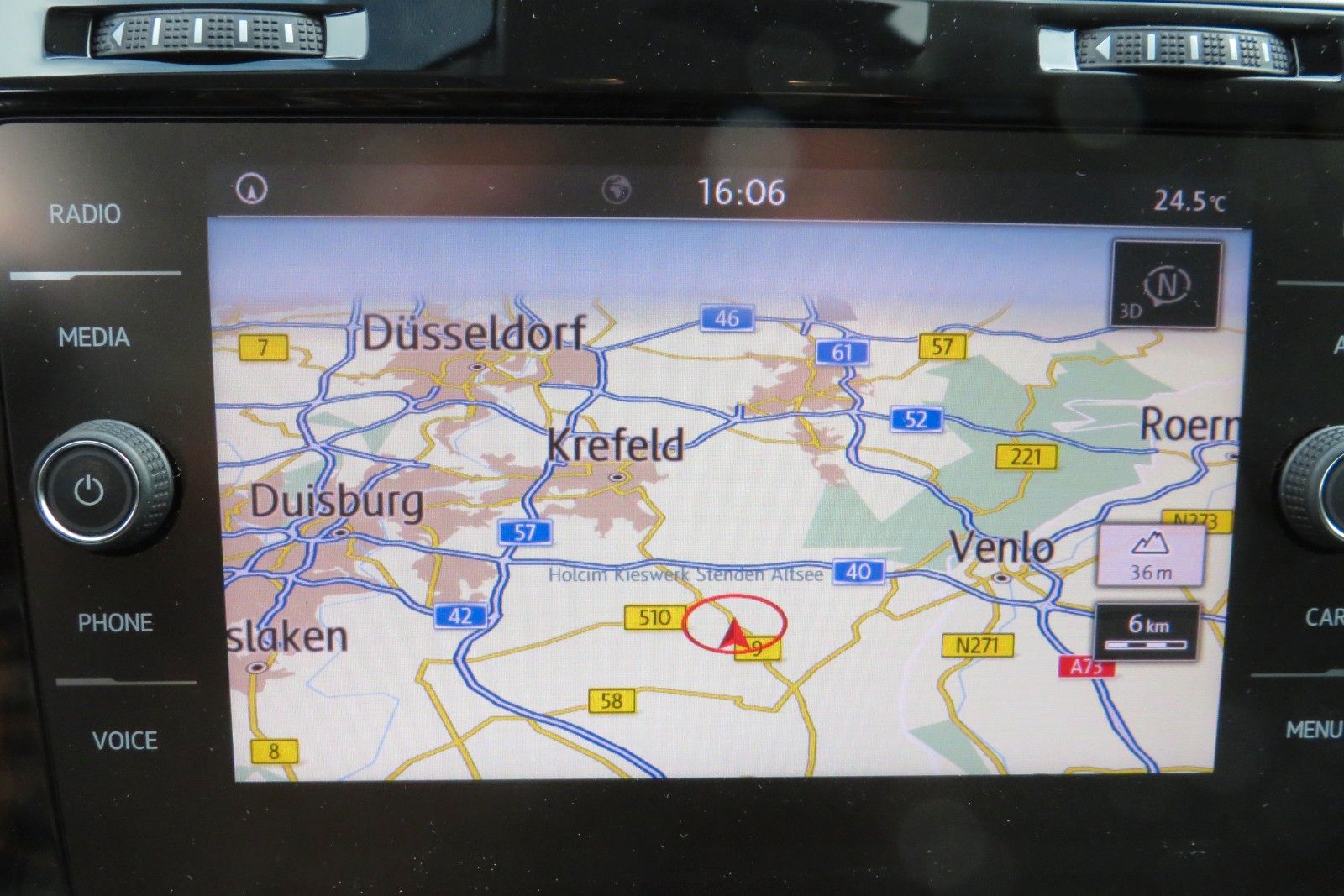 Fahrzeugabbildung Volkswagen Golf TDI IQ.DRIVE ACC NAVI AHK LED SPORTPAKET