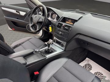 2008 Mercedes-BENZ C 220 缩略图 16