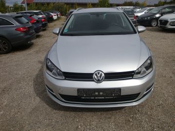 Volkswagen Golf - 8