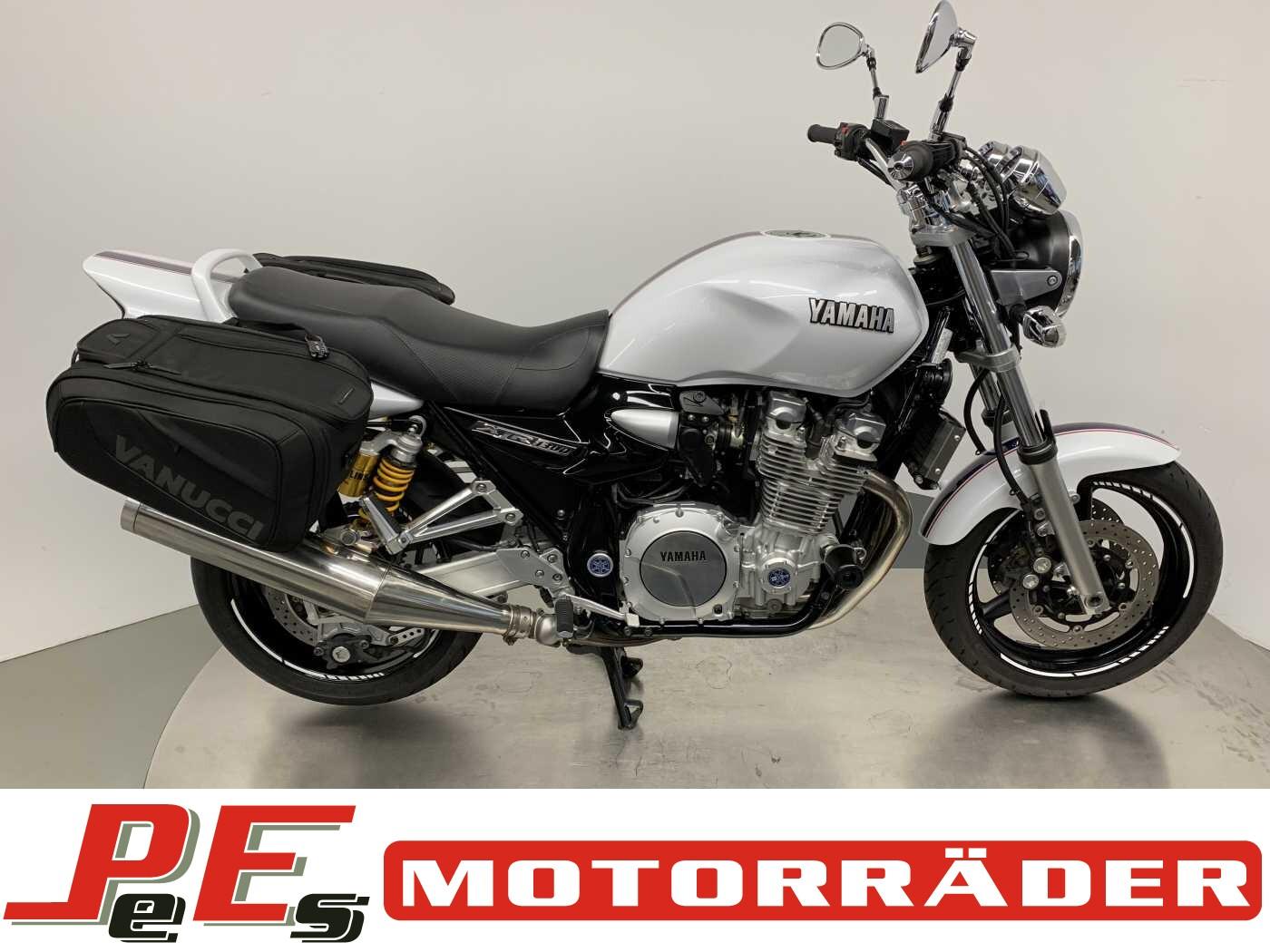 Yamaha XJR1300 *RP19*Taschen*K-MAXX*