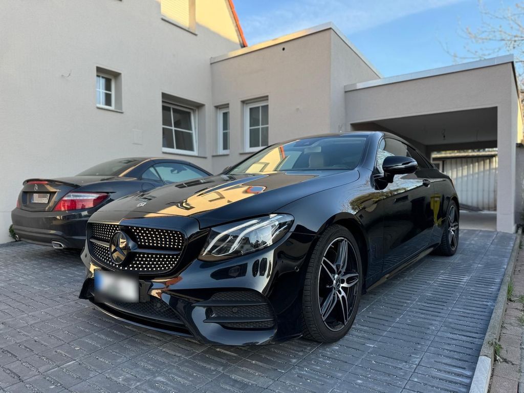 Image of Mercedes-Benz E 220