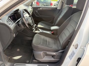 Fahrzeugabbildung Volkswagen Tiguan Allspace Highline 4Motion DSG 7 Sitze uvm