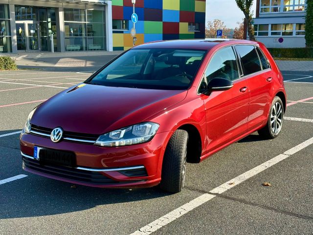 Volkswagen Golf 1.5 TSI ACT OPF DSG IQ.DRIVE IQ.DRIVE