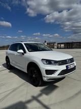 Volkswagen Touareg 3.0 V6 TDI  R-Line  Executive Edition - Volkswagen Touareg: Executive