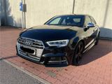 Audi S3 2.0 TFSI S tronic quattro  1. Hand Scheckheft - Audi S3 aus 2016