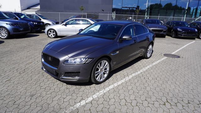 Jaguar XF 30d 300PS Prestige, Adaptive, Meridian