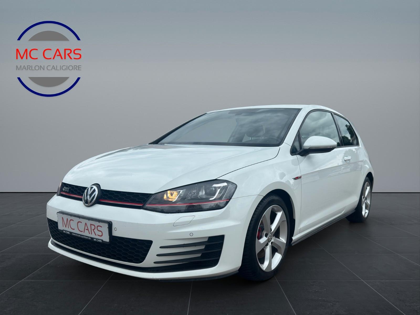 Volkswagen Golf 7 GTI 220 ch DSG • Sellerie tartan • Xénon • Radars AV/AR • Clim bizone