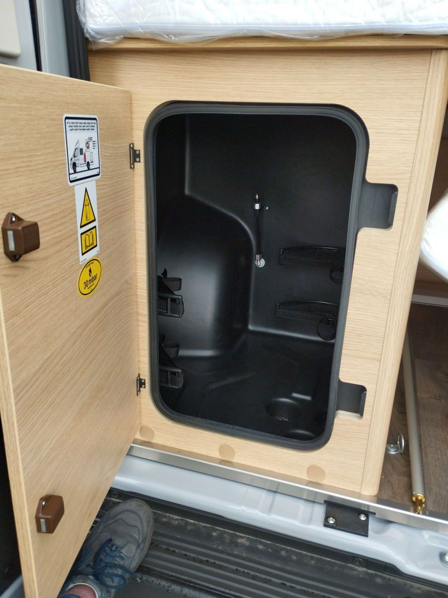 Fahrzeugabbildung Sunlight Adventure Cliff 600 Automatik, Dörr Edition, LTE