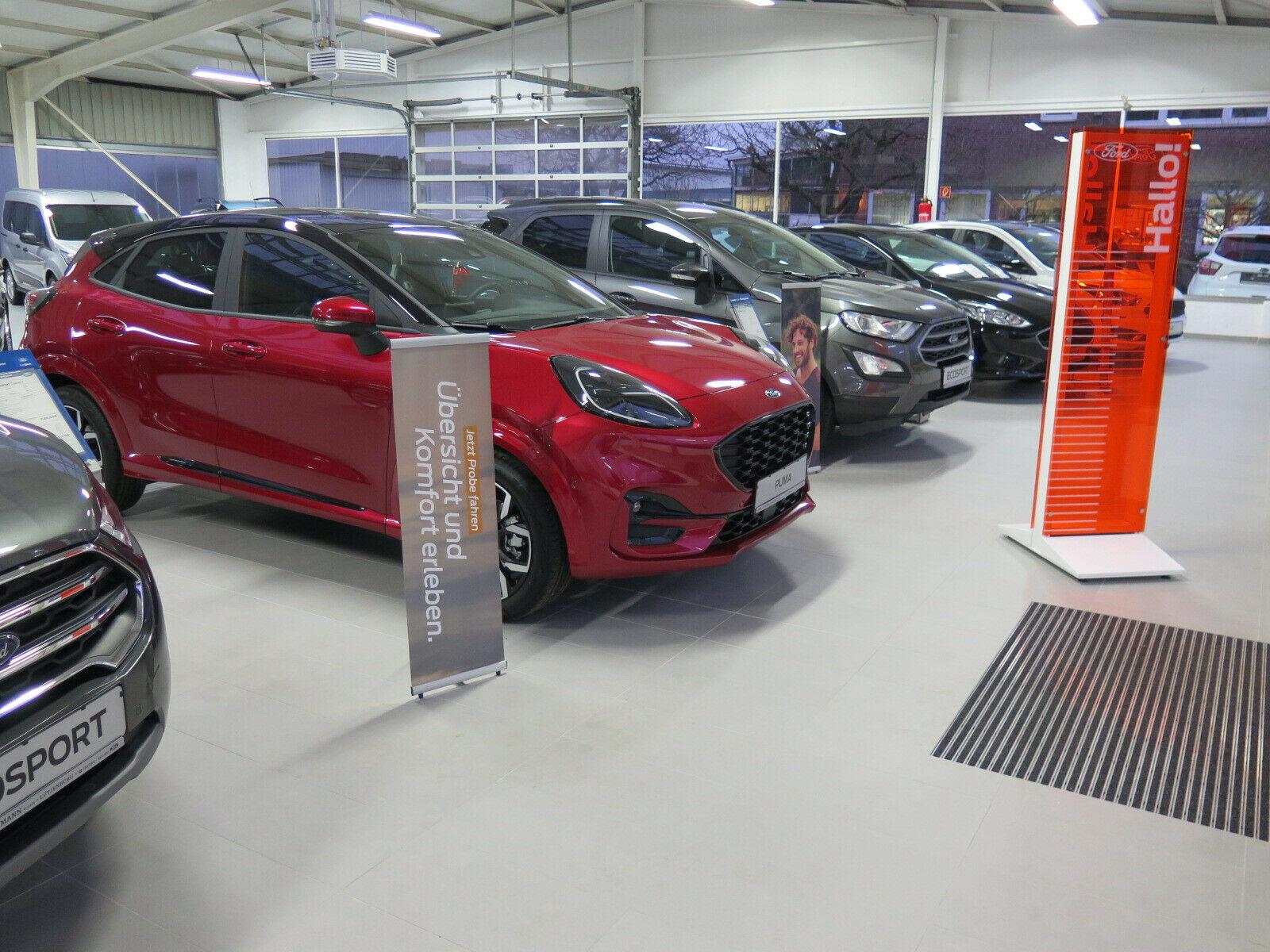 showroom-image-top