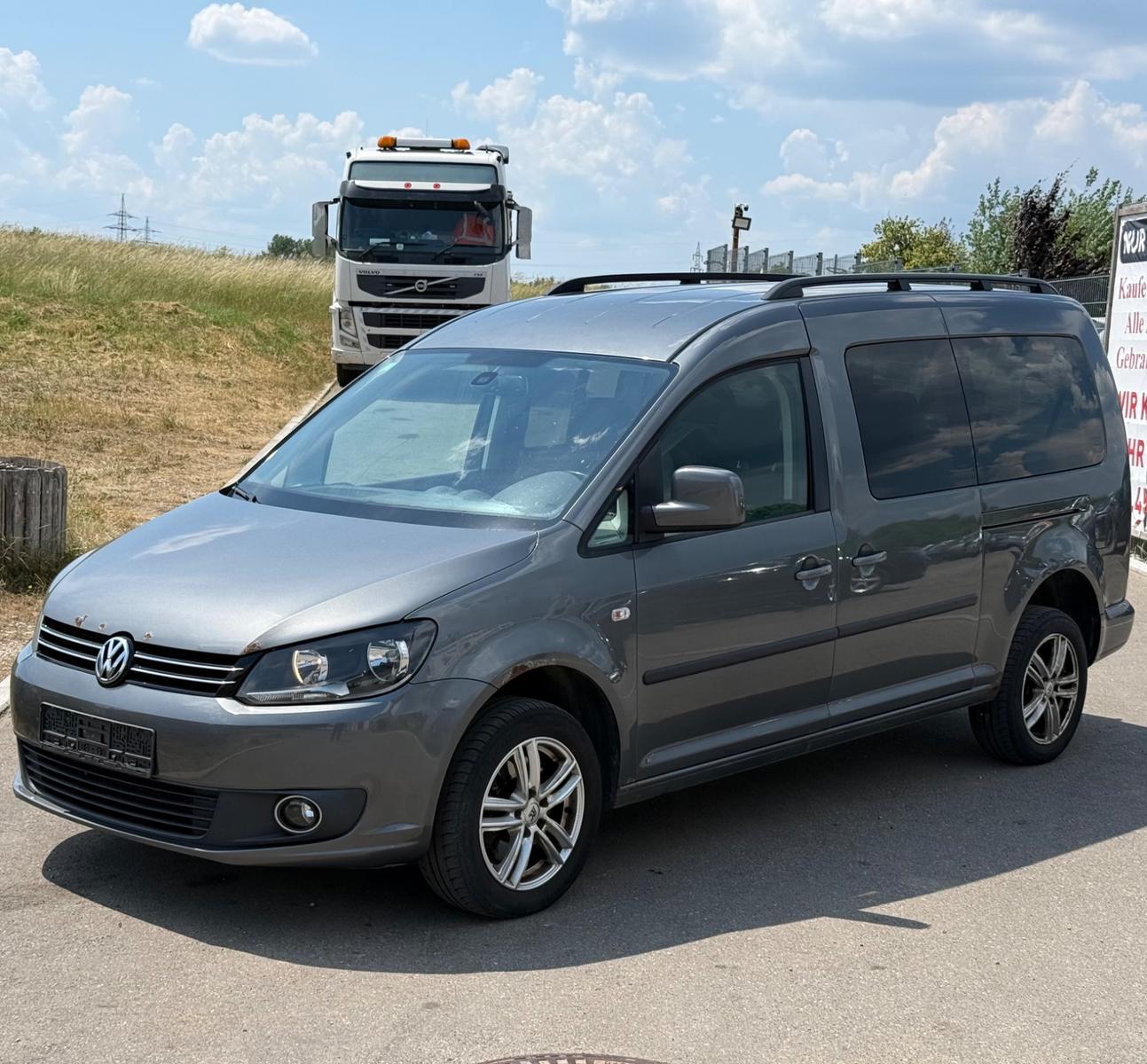 Volkswagen Caddy Maxi 2.0 TDI 4Motion *7.SITZER*EURO.5*AHK*