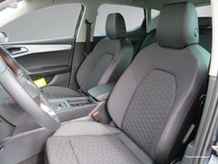 SEAT Leon 1.5 TSI FR Fahrass LED Navi Rfk Sitzhzg ACC SEAT Leon 1.5 TSI FR Fahrass LED Navi Rfk Sitzhzg ACC