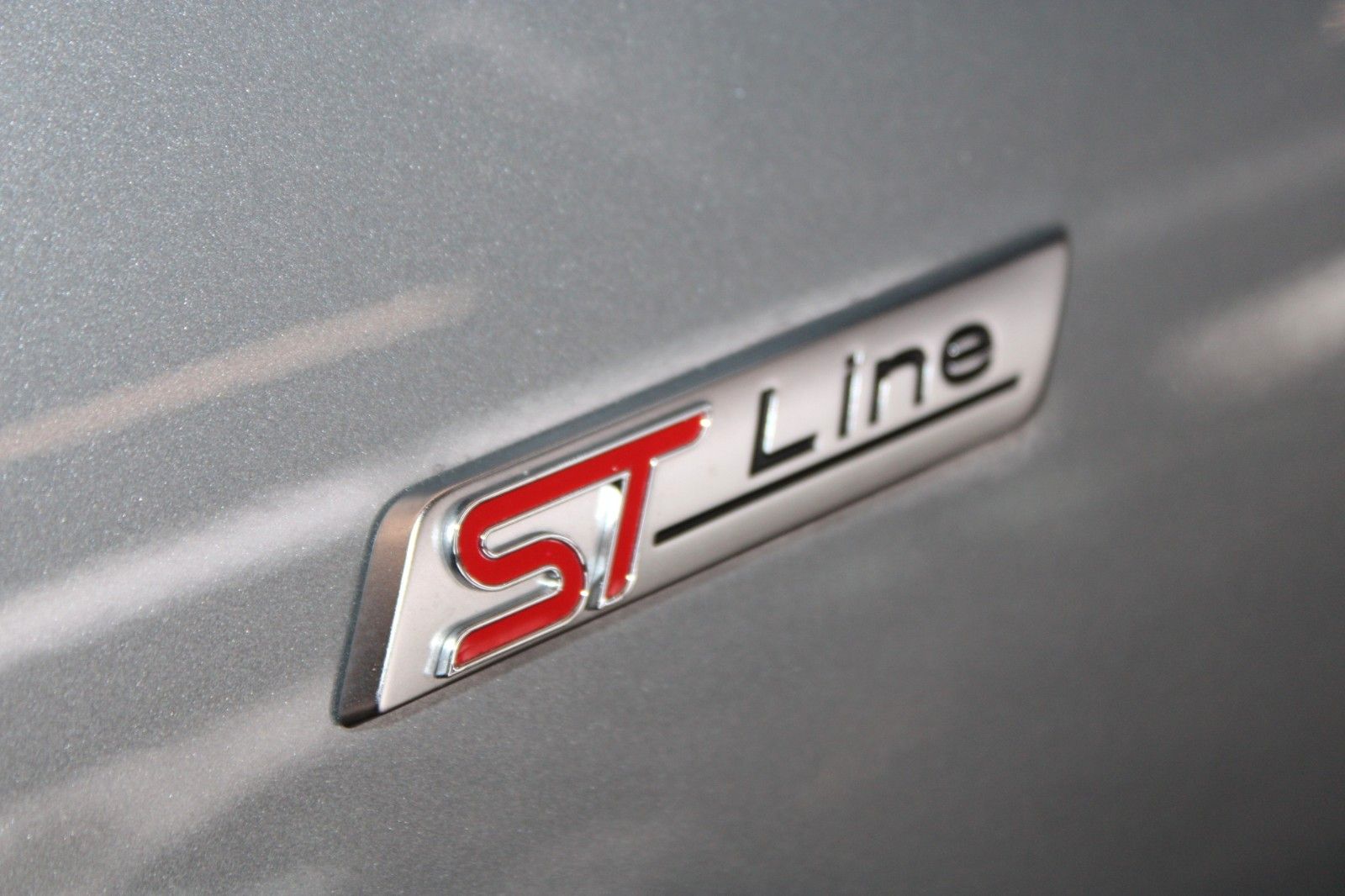 Fahrzeugabbildung Ford Kuga ST-Line X Automatik Facelift AHK Matrix LED