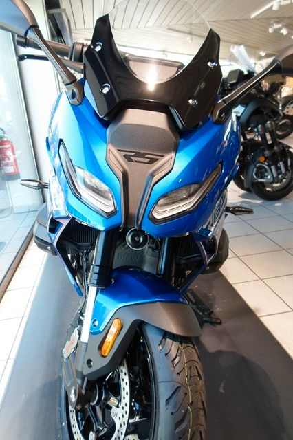 Fahrzeugabbildung BMW R 1300 RS alle Pakete