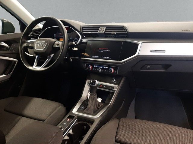 Fahrzeugabbildung Audi Q3 45TFSIe AHK LED Navi eleHeck Sportsitze 18"