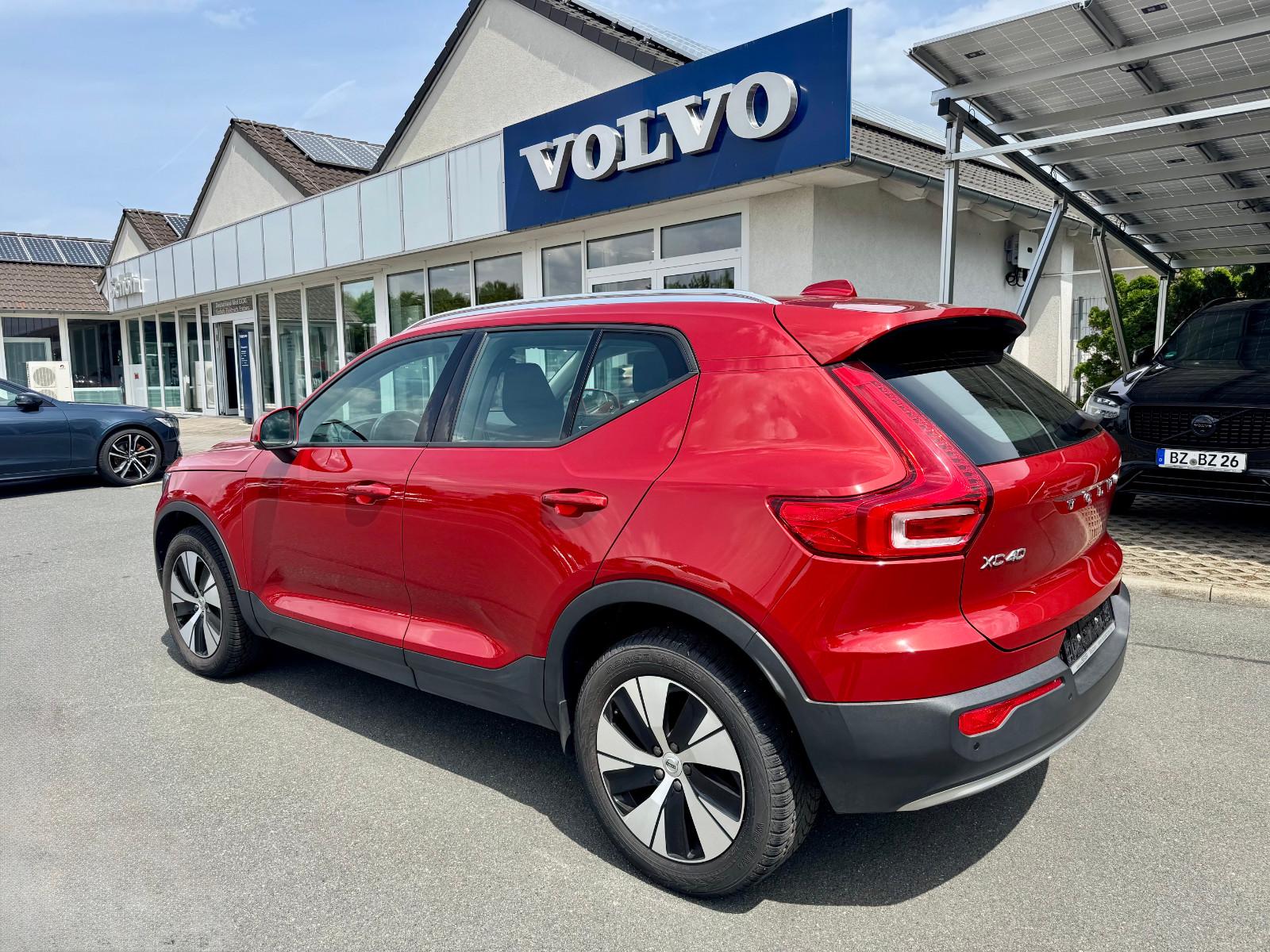 Volvo XC40 T3 Momentum Pro