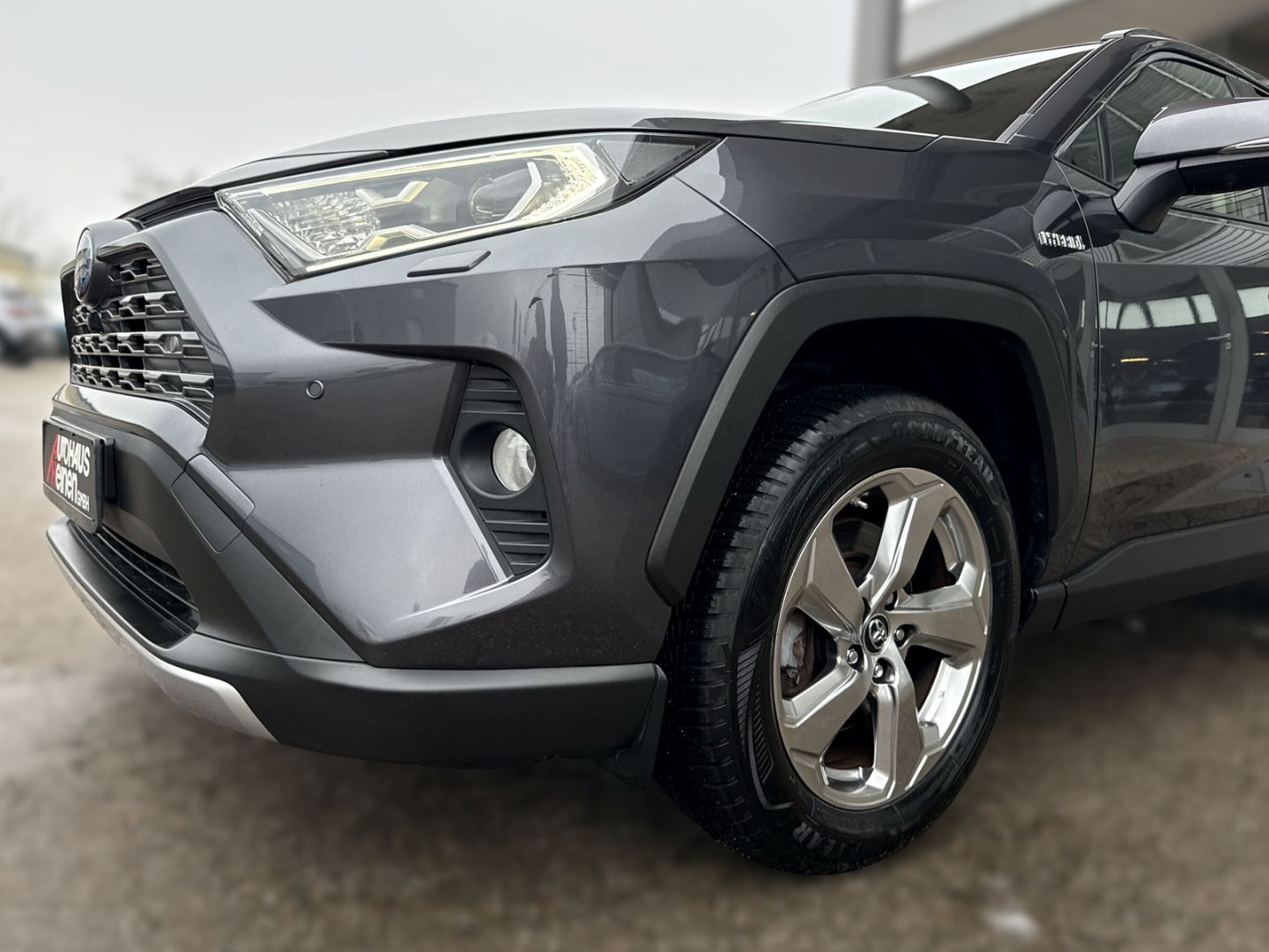 Fahrzeugabbildung Toyota RAV 4 4x4 Lounge Hybrid 2.5 AWD Leder Memory Sit