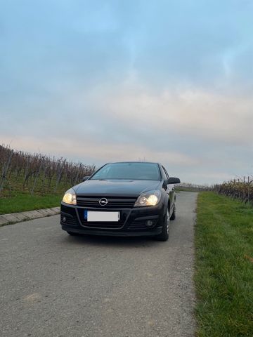 Opel Astra Sport Sondermodel -Alufelgen-Wi...