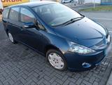 Mitsubishi  siebensitziges Familienauto. Ohne TÜV bet... - Mitsubishi Grandis von privat