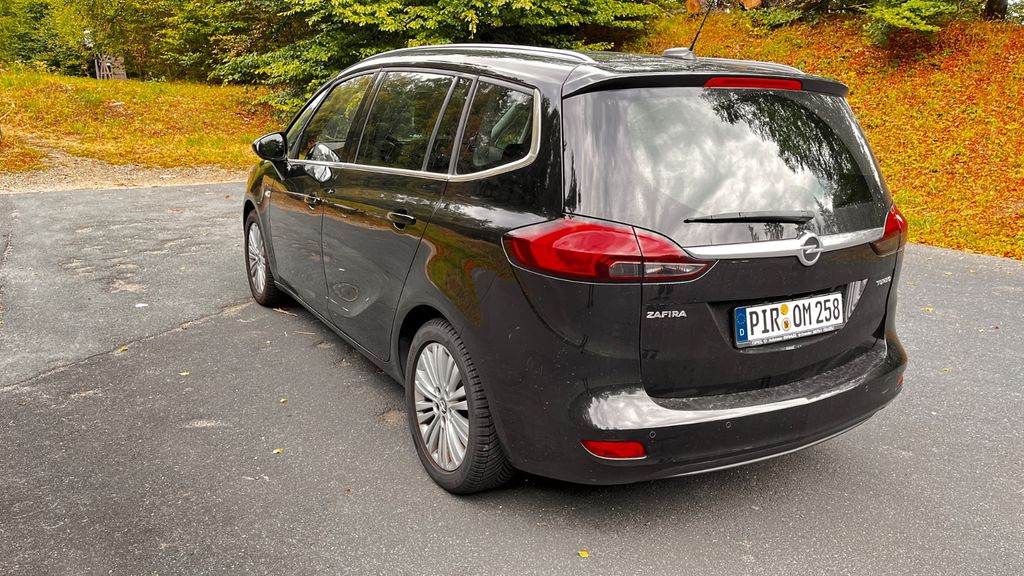 Image of Opel Zafira Tourer
