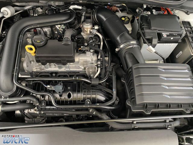 Taigo 1.0 TSI Move KLIMA AHK ACC LANE ASSIST DAB