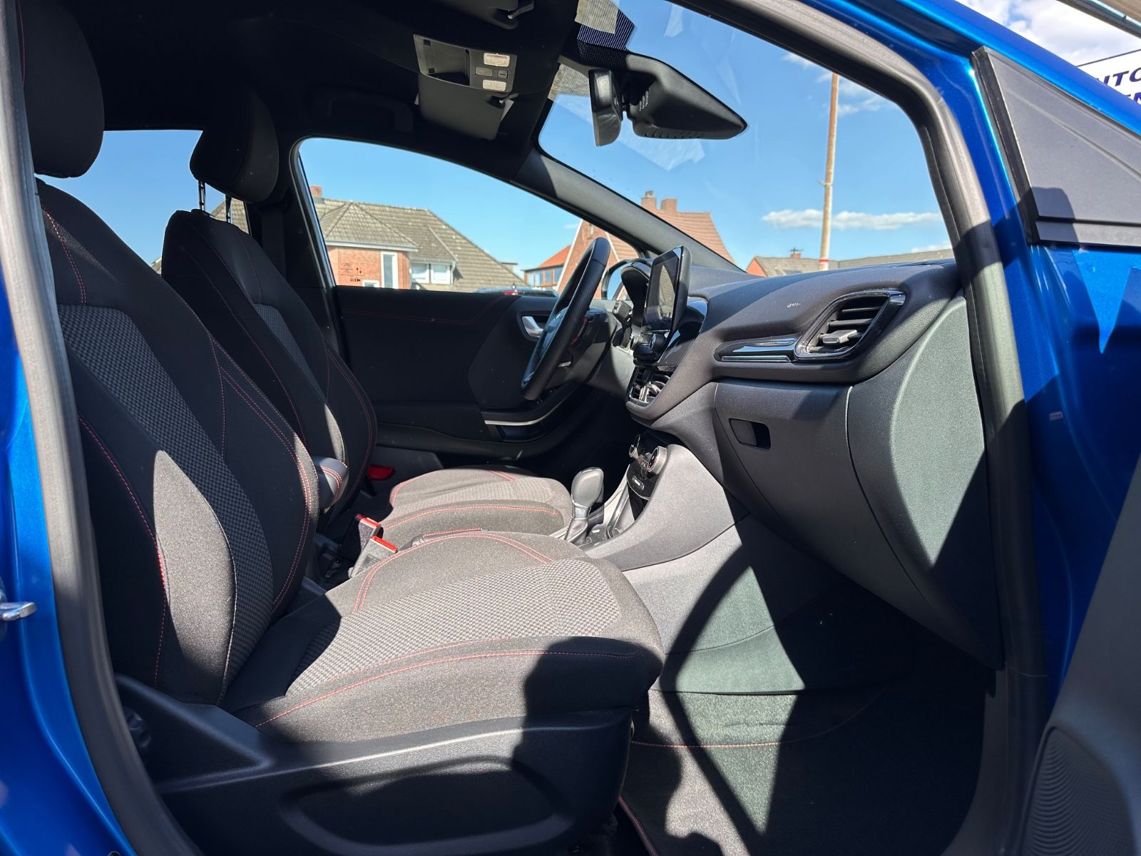 Fahrzeugabbildung Ford Puma ST-Line 1.0 EB DCT LED/Navi/APP/SHZG