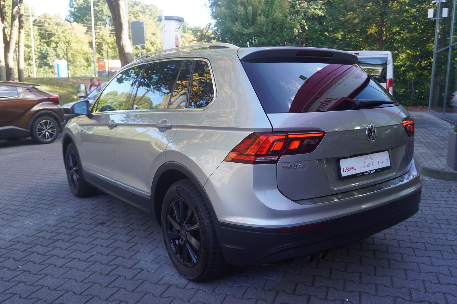 Volkswagen Tiguan 1.5 16V TSI Comfortline LED Navi AHK
