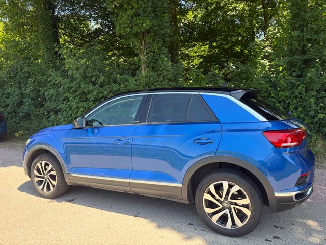 VW T-Roc 1.5 TSI DSG ACTIVE ACTIVE