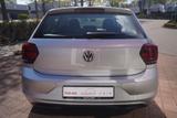 Volkswagen Polo 1.0 Comfortline DSG Navi Sitzheizung PDC - silberne Volkswagen Polo