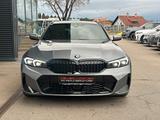 BMW 330i xDrive Touring M-Paket Aut. - BMW 330 Kombi M 330i paket mit Benzin-Antrieb