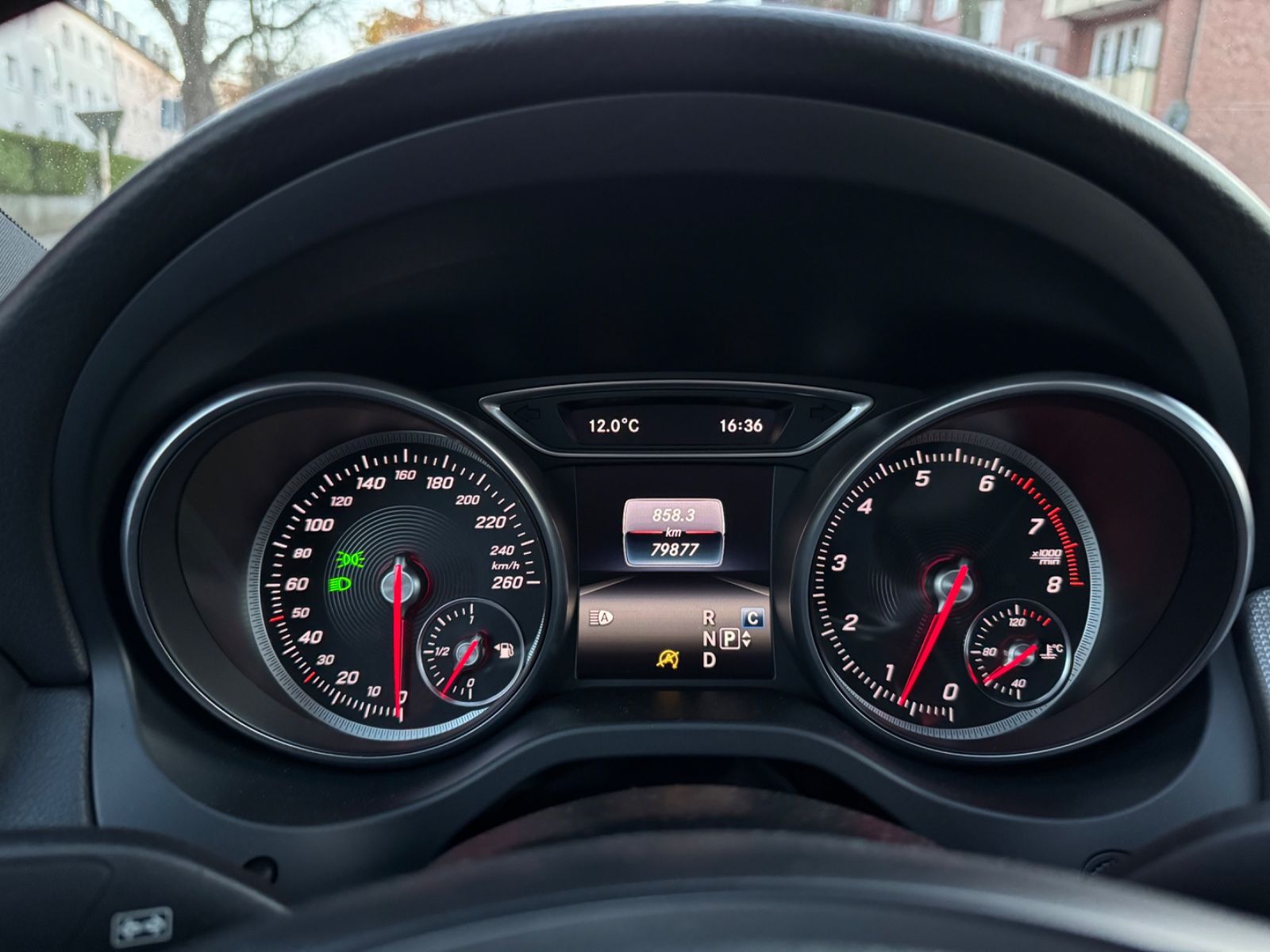Fahrzeugabbildung Mercedes-Benz CLA 180*PANO*LED*CARPLAY*CAM*NAVI