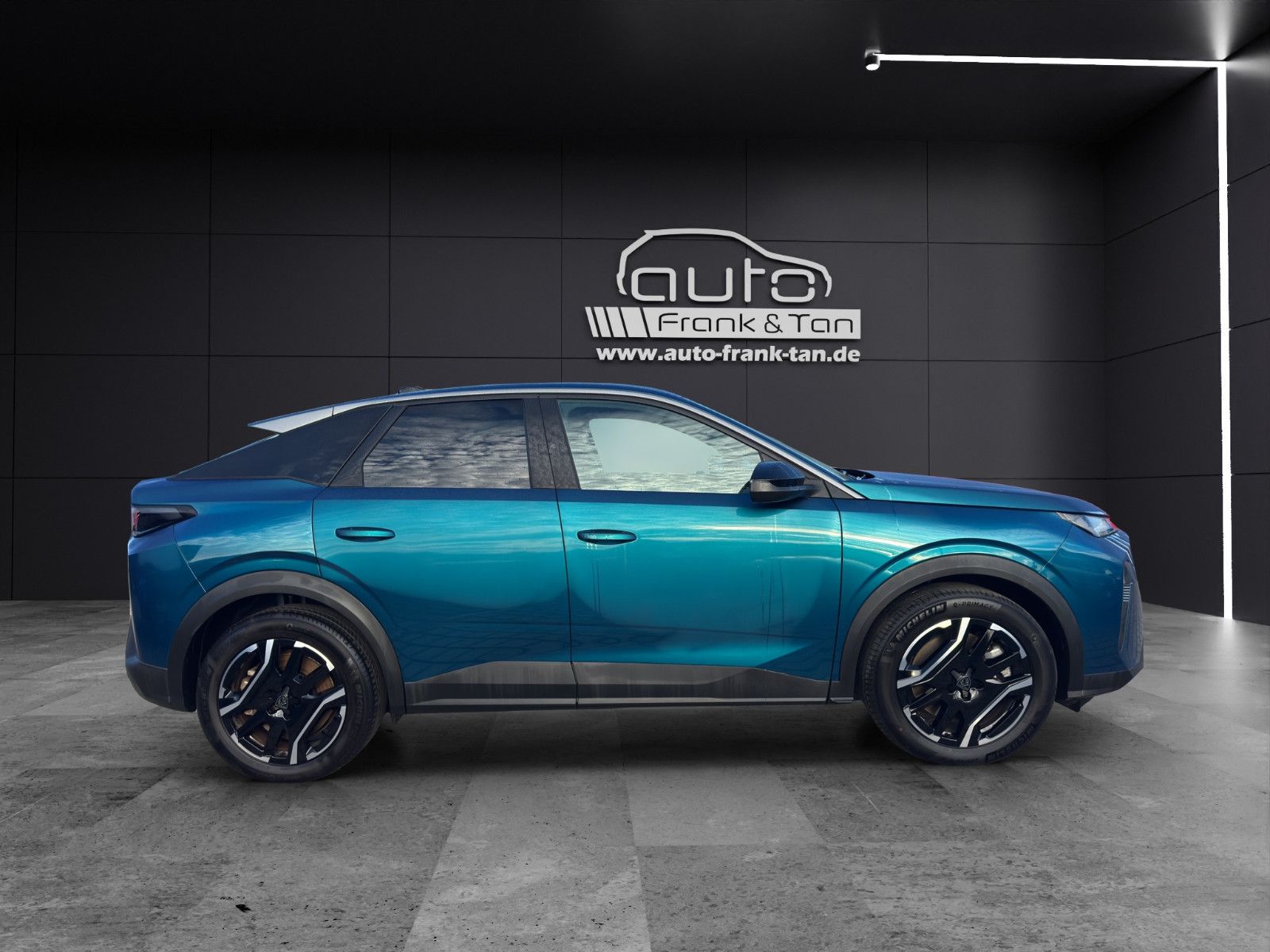 Fahrzeugabbildung Peugeot 3008 Allure *Wärmepumpe*LED*180°Cam*SitzHZ*DAB*