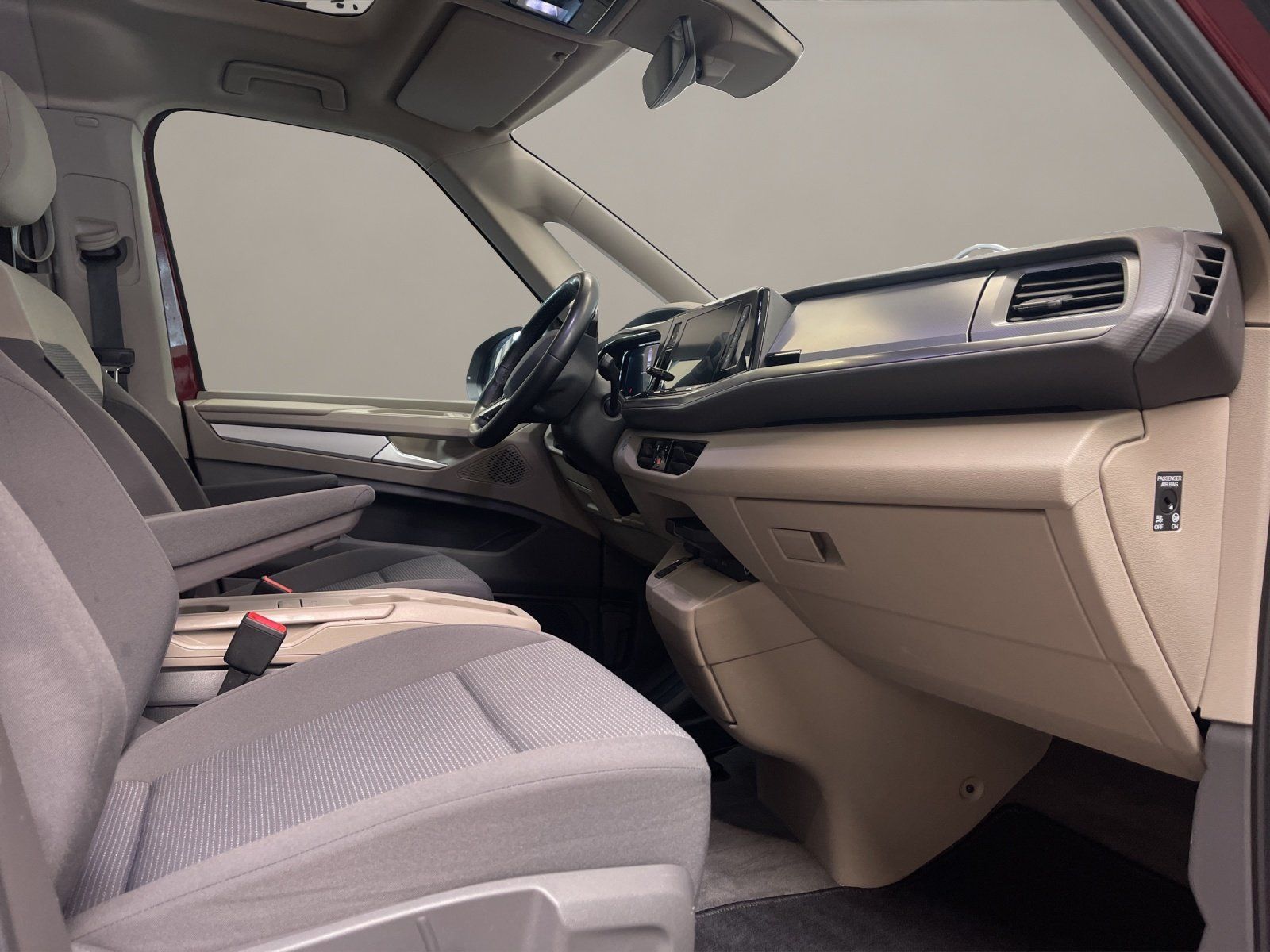 Volkswagen T7 Multivan 2.0 TSI NaviPro Pano IQLight AHK AUT foto 18