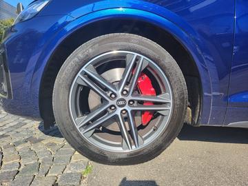 2021 AUDI SQ5 — миниатюра 16