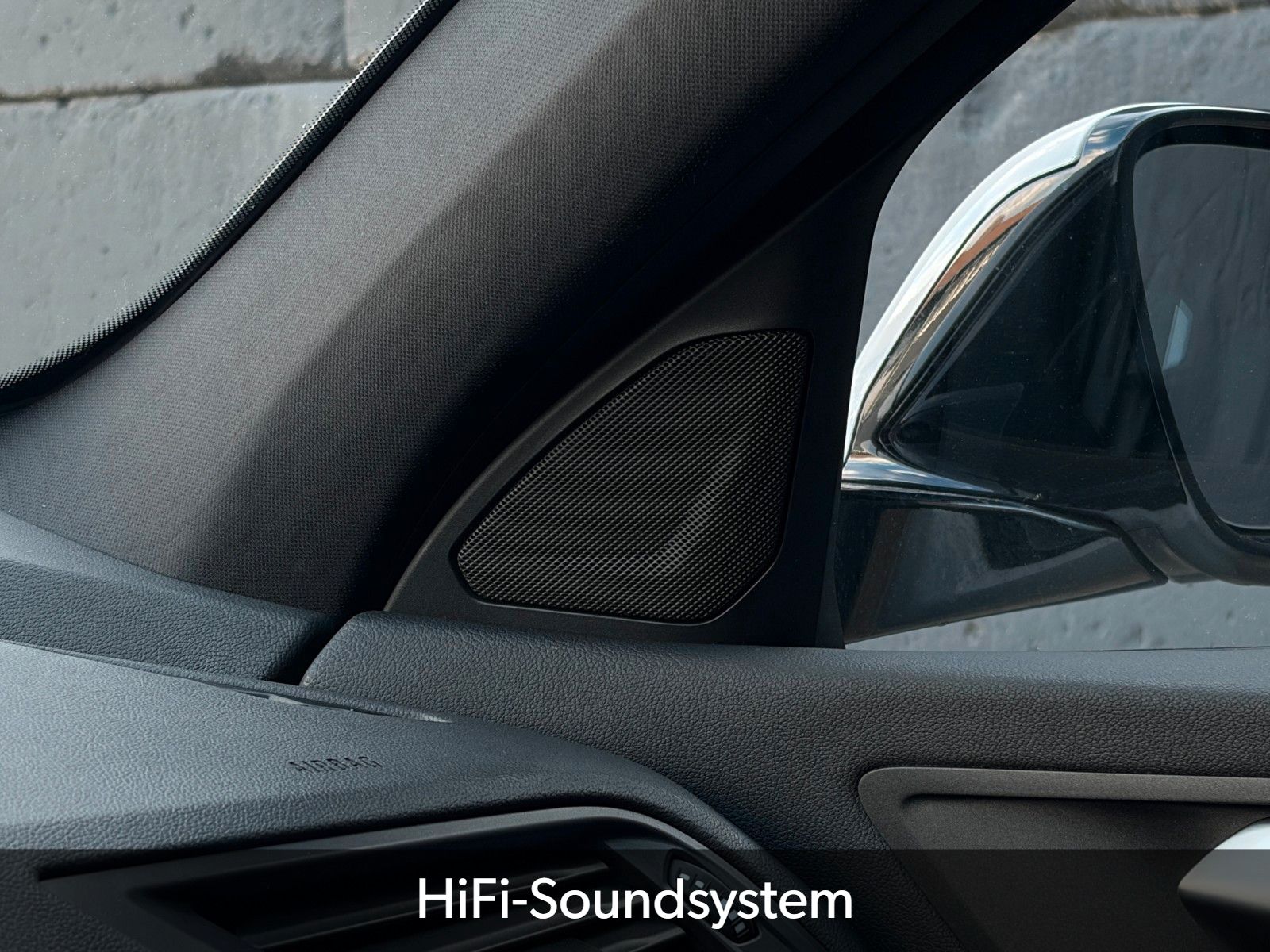 Fahrzeugabbildung BMW 118i M Sport SHZ HiFi Adap. LED PDC TEMP CarPlay