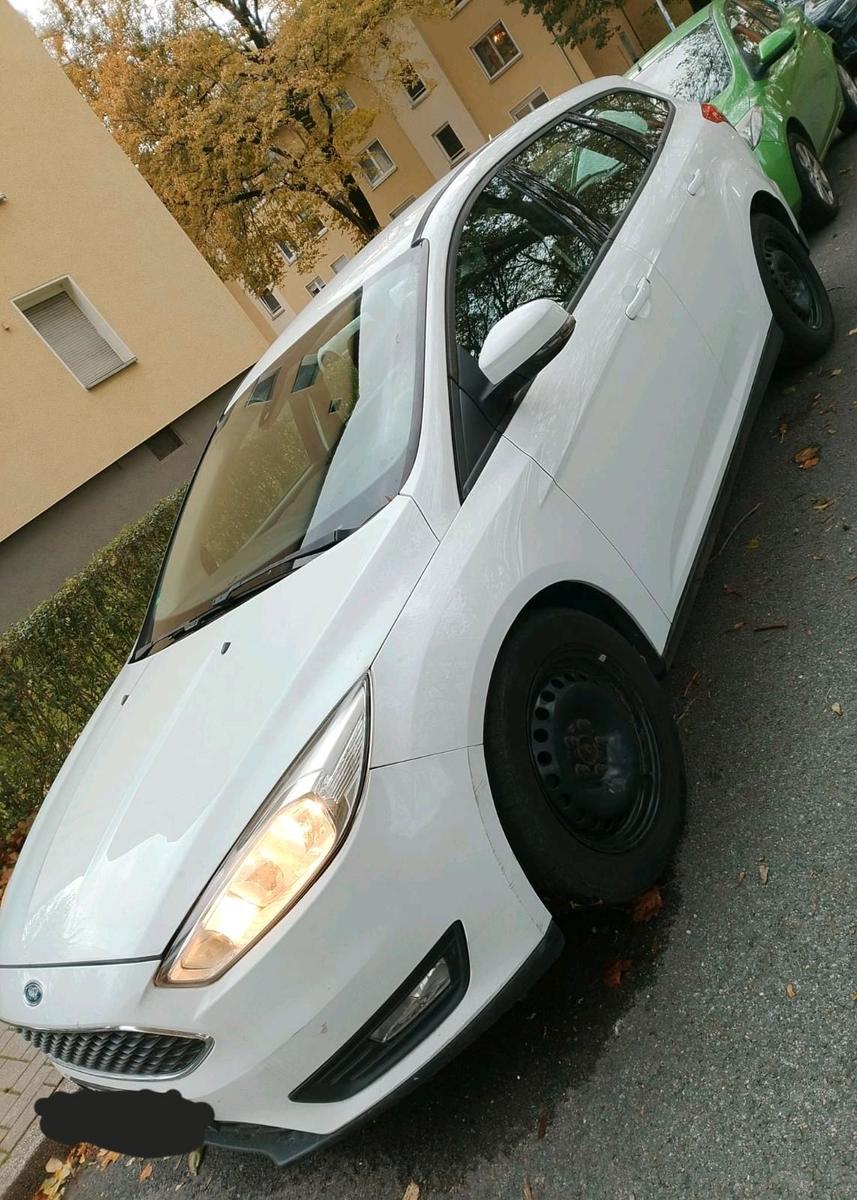 Ford Focus 2015 — photo 9