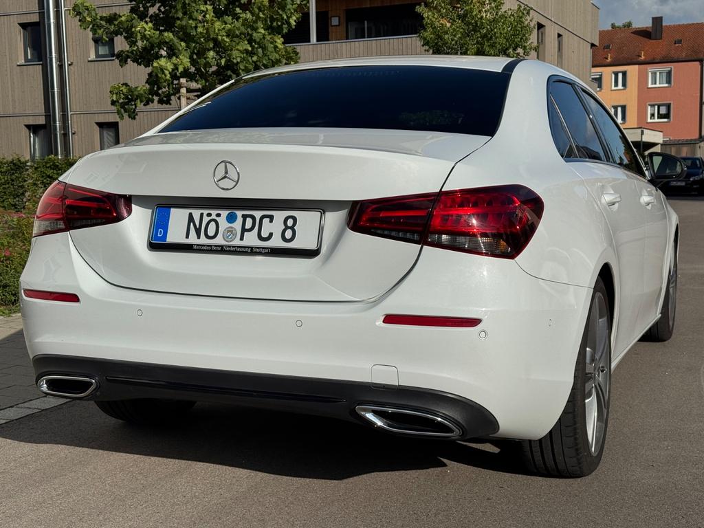 Mercedes-Benz A 220