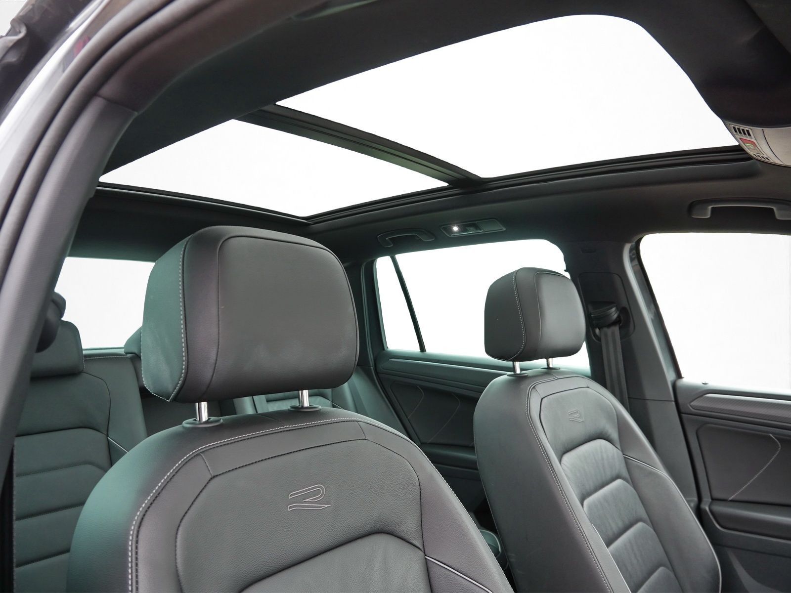 Volkswagen Tiguan - Bild 10