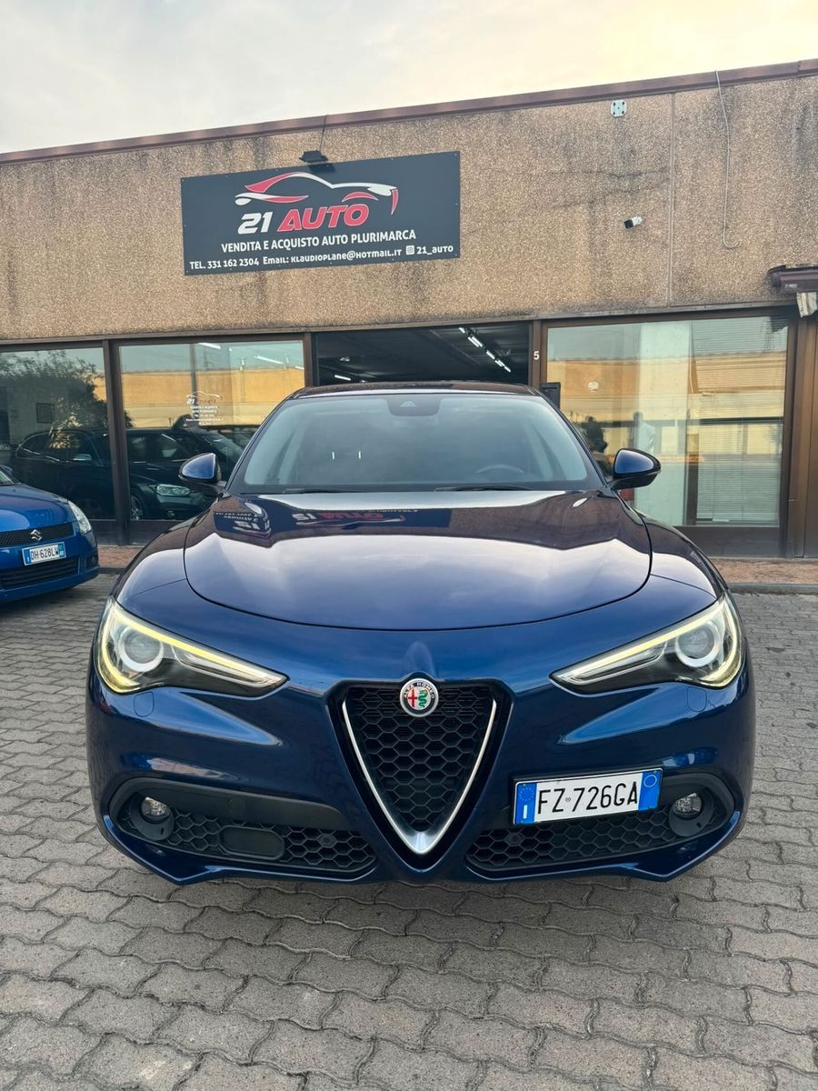 Alfa Romeo Stelvio 2.2 Turbodiesel 210 CV AT8 Q4 imagem 2