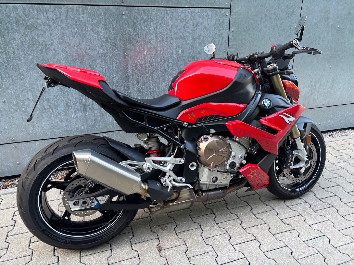 Fahrzeugabbildung BMW S 1000 R Dynamikpaket Kurzer Kennzeichenhalter
