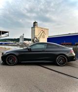 Mercedes-Benz C 63 AMG Mercedes-AMG C 63 S Autom. Mercedes...