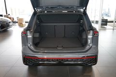 VW Tiguan 1.5 eTSI R-Line | Pano | HuD | AHK | 20" VW Tiguan 1.5 eTSI R-Line | Pano | HuD | AHK | 20"