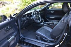Fahrzeugabbildung Ford Mustang 2.3l, 2018,Automatik, Leder, 18", CARFAX