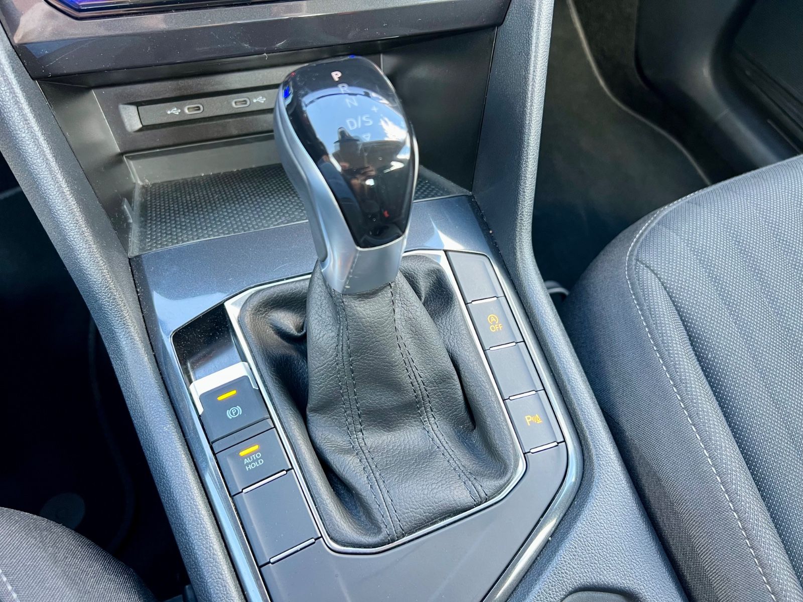VW Tiguan Allspace Life 7-SITZE AAC NAVI GZJR