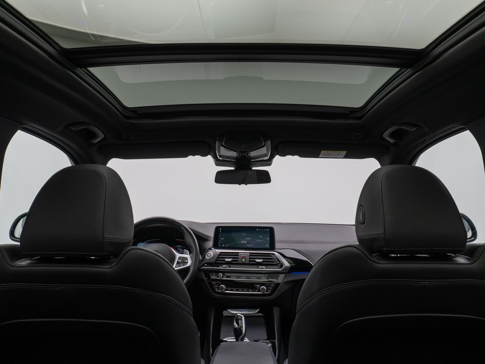 Fahrzeugabbildung BMW X3 xD30d M Sport Panorama Kamera DAB HiFi DisKey