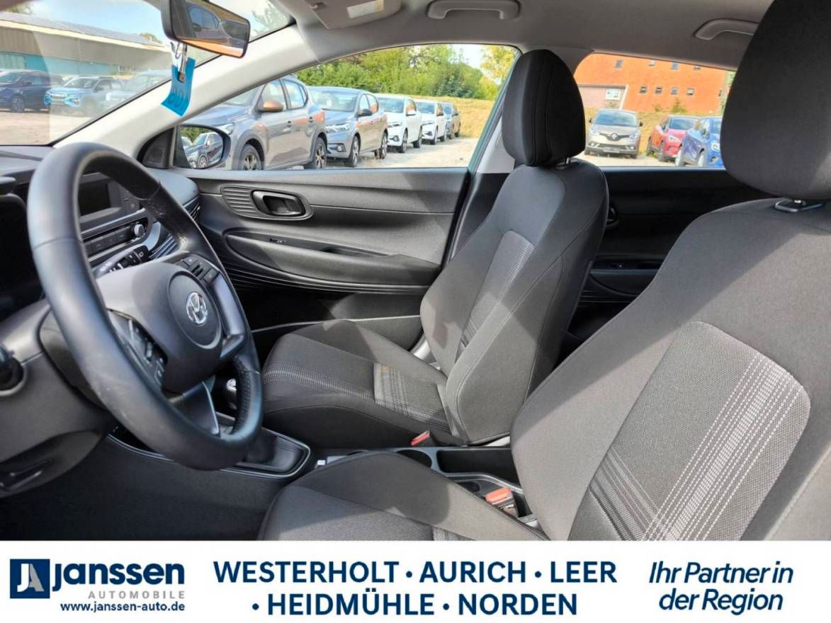 Fahrzeugabbildung Hyundai BAYON  Select Winterpaket,PDC hinten,Klima,Start
