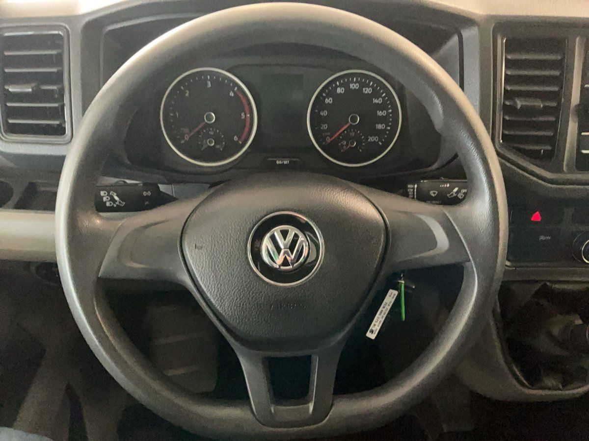 Fahrzeugabbildung Volkswagen Crafter 35 Pritsche 2.0 TDI Langer Radstand AHK