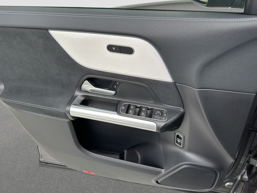 Fahrzeugabbildung Mercedes-Benz GLA 200 d AHK*Fernlichtass.*KeyLess*LED*PDC*ACC