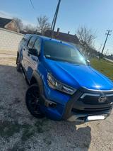 Toyota Hilux 2.8 D-4D 4x4 Double Cab Invincible Germany - blaue Toyota Hilux